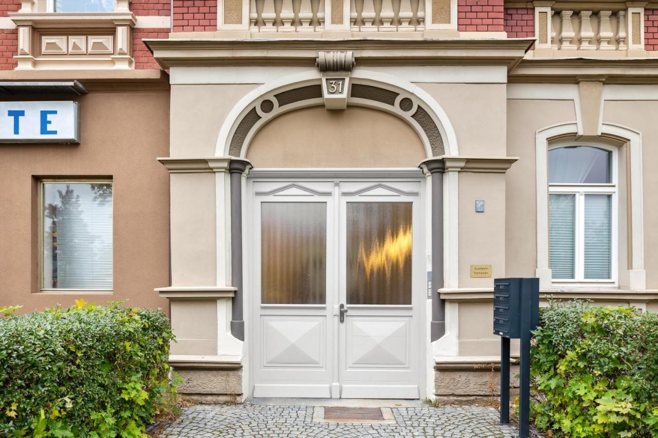 Easyapartments Stilvoll Zentral Balkon Hauptbahnhof Netflix 130m2 Apartment