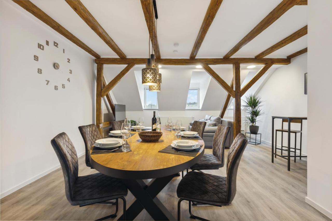 Апартаменты Easyapartments Stilvoll Zentral Balkon Hauptbahnhof Netflix 130m2 *